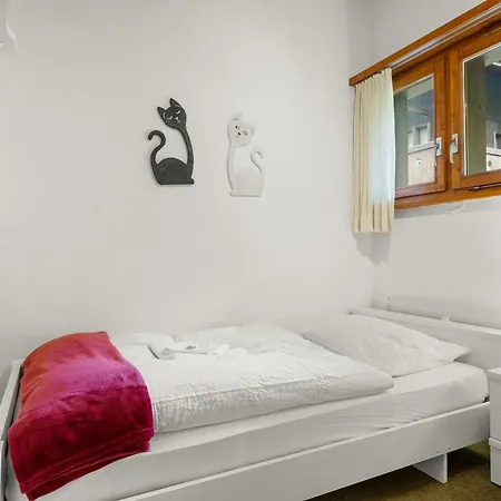 Aragon M88 By Interhome